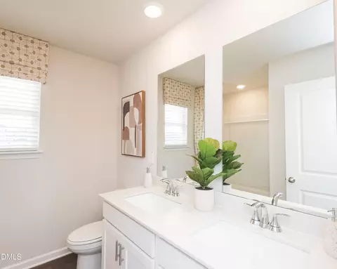 Bath - 1429 Hatteras Rd, Durham, NC 27703 photo 4 of 4