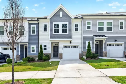 803 Star Ridge Dr, Raleigh, NC 27610