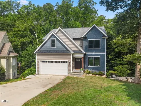 1401 Freshwater Ct, Wake Forest, NC 27587