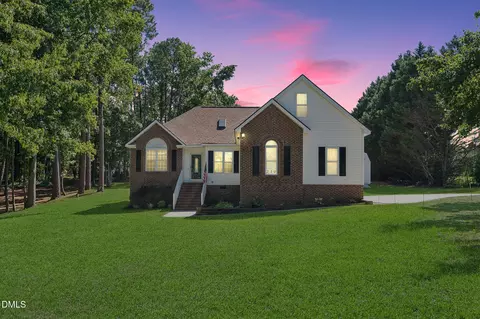 719 Rudy Dr, Clayton, NC 27520