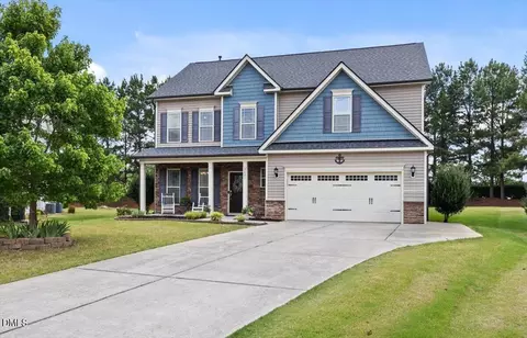 2401 Cattail Pond Dr, Zebulon, NC 27597