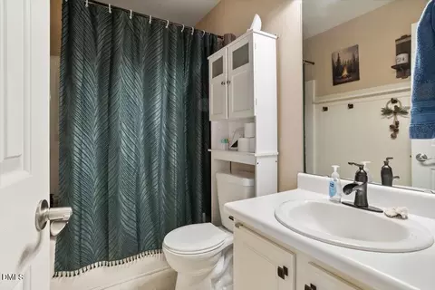 Bath - 504 Flaherty Ave, Wake Forest, NC 27587 photo 2 of 2