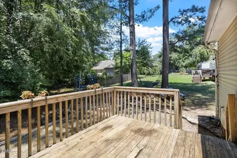 Exterior - 504 Flaherty Ave, Wake Forest, NC 27587 photo 2 of 8