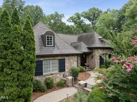 105 Botanical Way, Chapel Hill, NC 27517