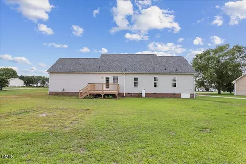201 Jesse Dr, Smithfield, NC 27577 photo 10