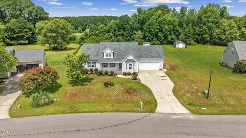 201 Jesse Dr, Smithfield, NC 27577 photo 6