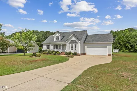 201 Jesse Dr, Smithfield, NC 27577 photo 3