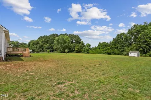 201 Jesse Dr, Smithfield, NC 27577 photo 13