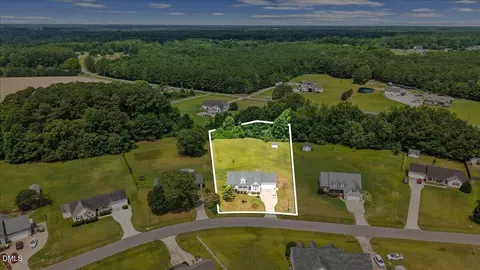 201 Jesse Dr, Smithfield, NC 27577 photo 14