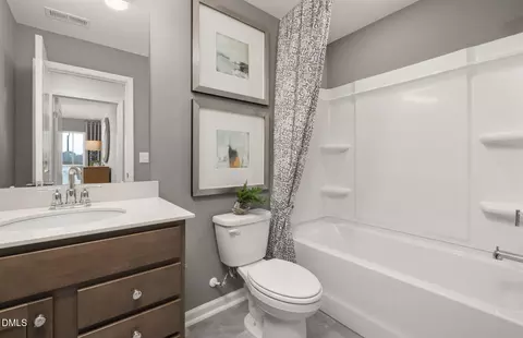 Bath - 1243 Jensen Rd, Durham, NC 27703 photo 3 of 3