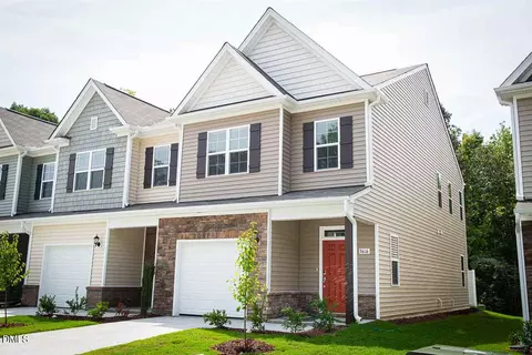 3608 Water Mist Ln, Raleigh, NC 27604