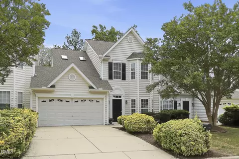 135 Hilda Grace Ln, Cary, NC 27519