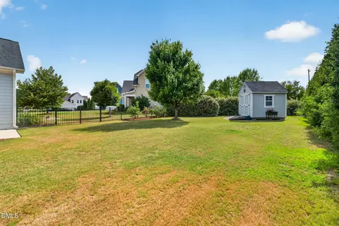 Exterior - 200 Misty Moonlight Dr, Willow Spring, NC 27592 photo 6 of 7