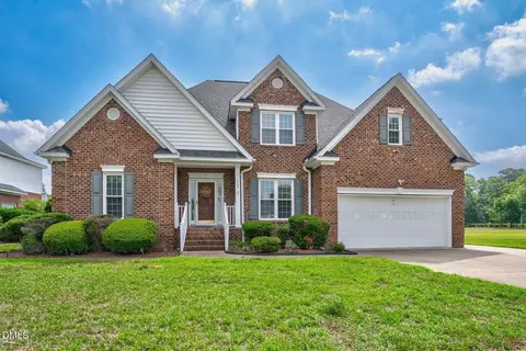 1005 Spring Forest Dr, Rocky Mount, NC 27803