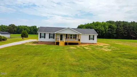 9556 Batten Rd, Kenly, NC 27542