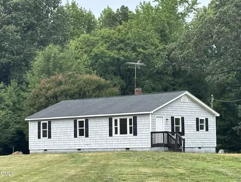 695 Layton Store Rd, Castalia, NC 27816