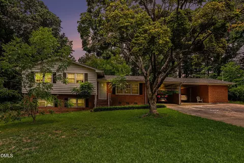 1809 Pinedale Dr, Raleigh, NC 27603