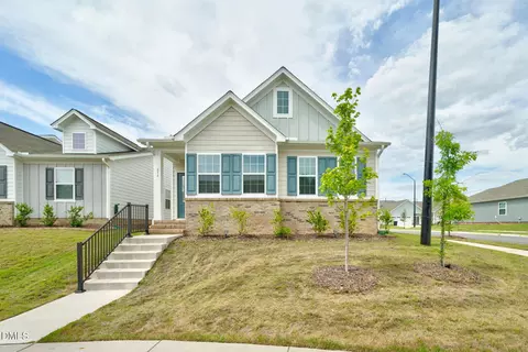 636 Juniper Berry Rd, Knightdale, NC 27545