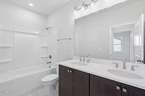147 Parkland Dr, Pittsboro, NC 27312