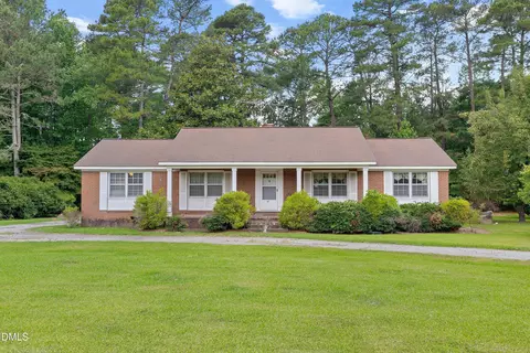 647 Mallard Rd, Smithfield, NC 27577