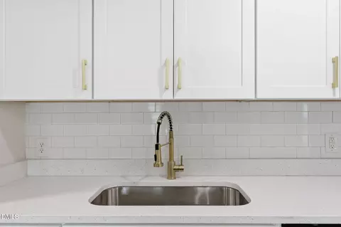 Kitchen - 1118 Raynor St, Durham, NC 27703 photo 4 of 4