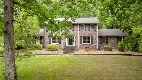 380 Forest Dr, Henderson, NC 27536