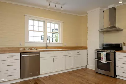 1702 E Main St, Durham, NC 27703 photo 10