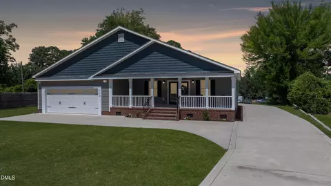 730 Nw Blvd, Clinton, NC 28328