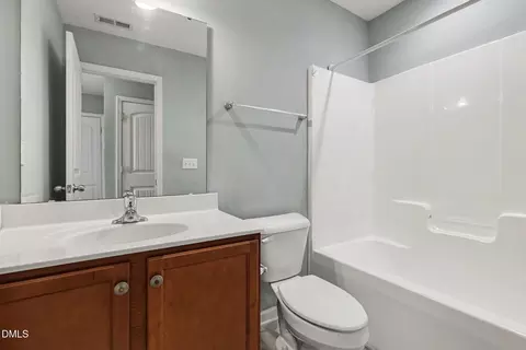 Bath - 4443 Middletown Dr, Wake Forest, NC 27587 photo 3 of 3