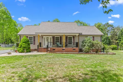 5993 Evelyn Ln, Pleasant Garden, NC 27313