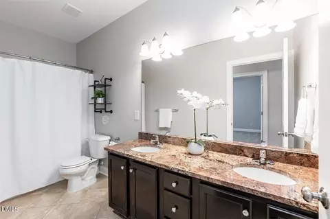 Bath - 10 Colson Dr, Garner, NC 27529 photo 5 of 6