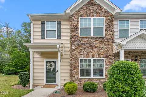 114 Summerland Dr, Greensboro, NC 27405