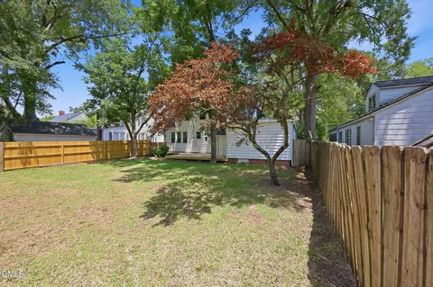 Exterior - 408 E Lee St, Smithfield, NC 27577 photo 7 of 9