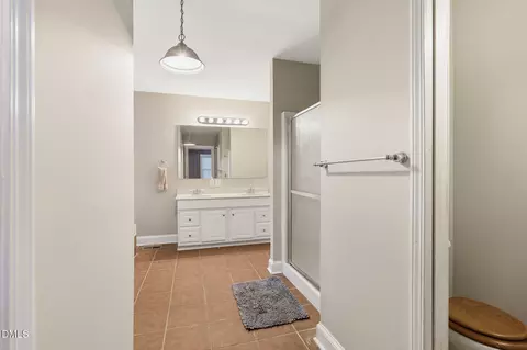Bath - 408 E Lee St, Smithfield, NC 27577 photo 2 of 5