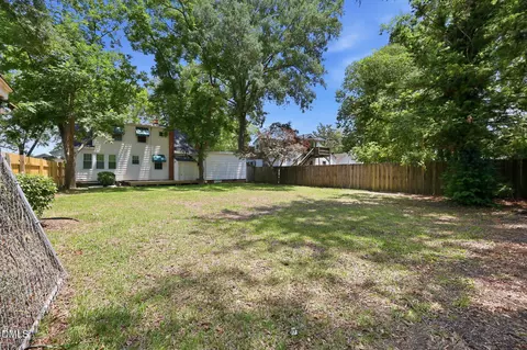 Exterior - 408 E Lee St, Smithfield, NC 27577 photo 5 of 9