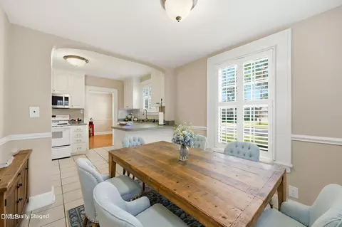 Dining - 408 E Lee St, Smithfield, NC 27577 photo 2 of 2