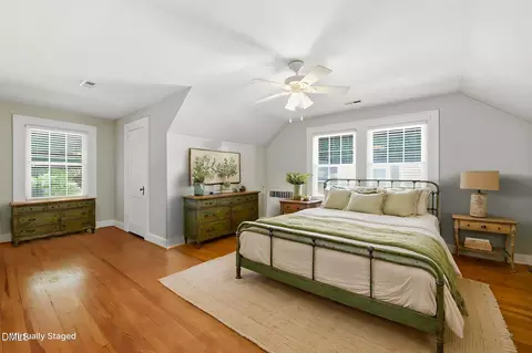 Bedroom - 408 E Lee St, Smithfield, NC 27577 photo 5 of 6