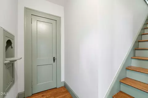 Entry Way - 408 E Lee St, Smithfield, NC 27577 photo 4 of 4