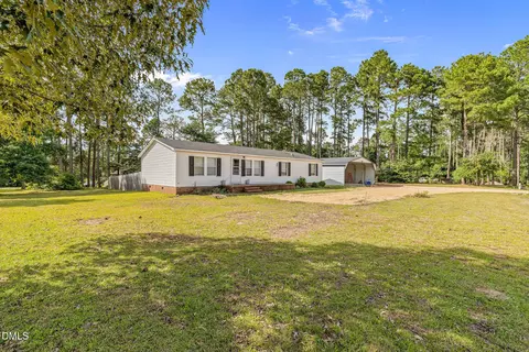 111 Knollwood Dr, Goldsboro, NC 27530