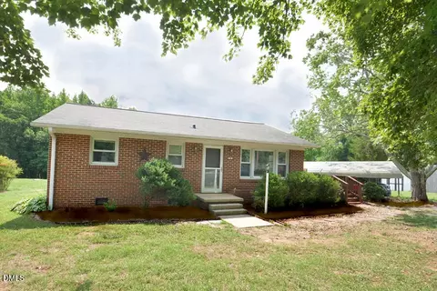 138 Gibson Rd, Mebane, NC 27302