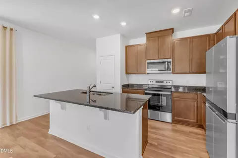 Kitchen - 2018 Rockface Way, Durham, NC 27703 photo 4 of 7