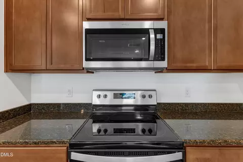 Kitchen - 2018 Rockface Way, Durham, NC 27703 photo 5 of 7