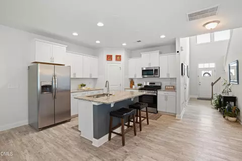 1007 Apogee Dr, Durham, NC 27713