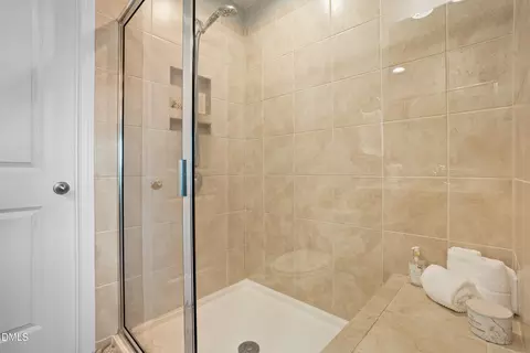 Bath - 1007 Apogee Dr, Durham, NC 27713 photo 3 of 3