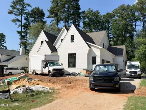7508 Grist Mill Rd, Raleigh, NC 27615