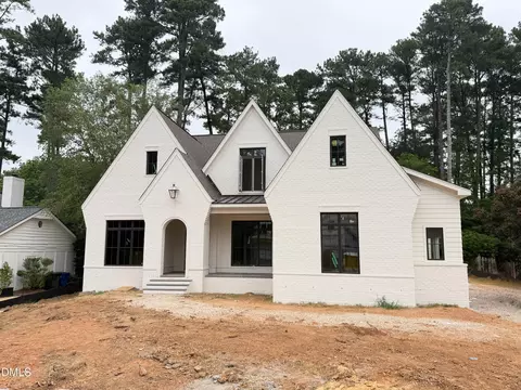 7508 Grist Mill Rd, Raleigh, NC 27615