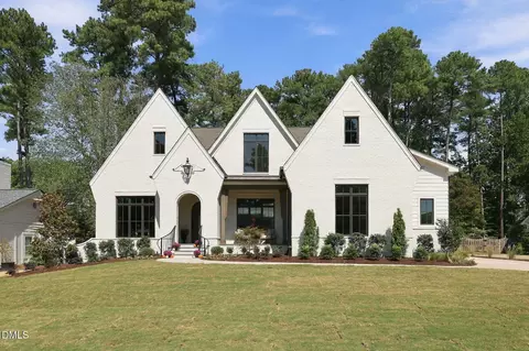 7508 Grist Mill Rd, Raleigh, NC 27615
