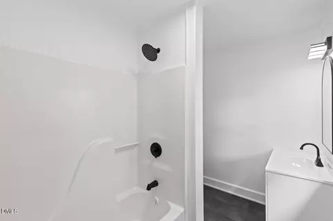Bath - 2307 Harvard Ave, Durham, NC 27703 photo 4 of 4