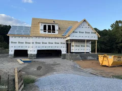 145 Summerlin Dr, Clayton, NC 27527