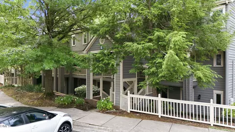 708 Mlk Jr Blvd #E6, Chapel Hill, NC 27514